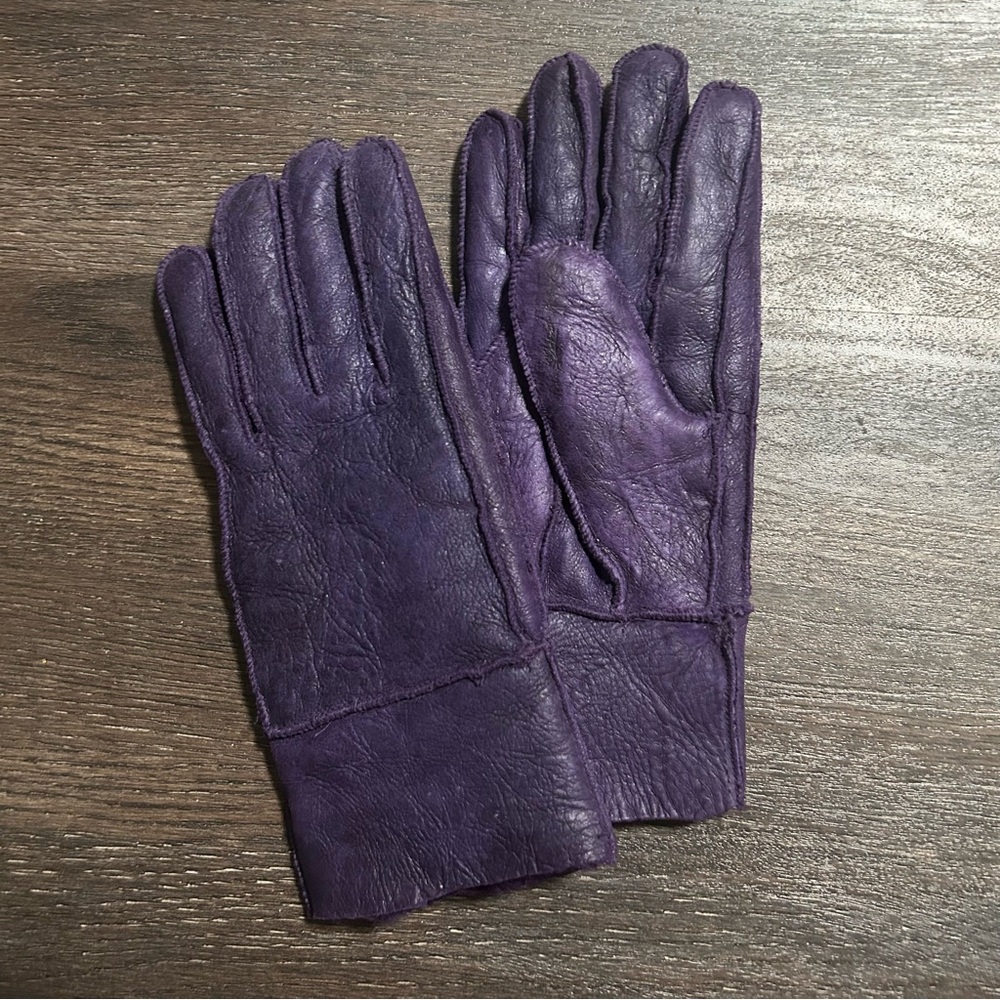 Vintage Purple Leather Gloves